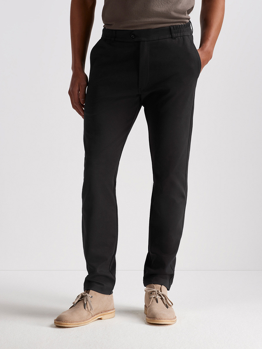 chinos-herren-290xlo-1.jpg