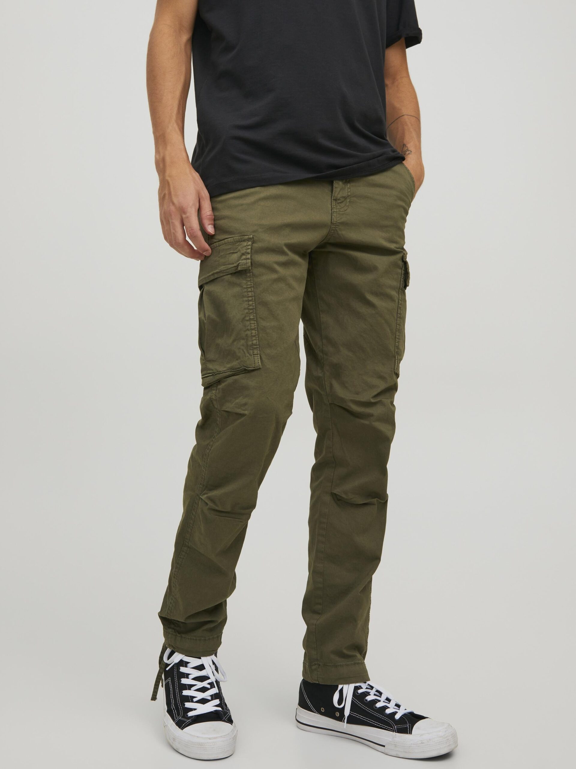 jack-and-jones-cargohose-748rjr-1.jpg
