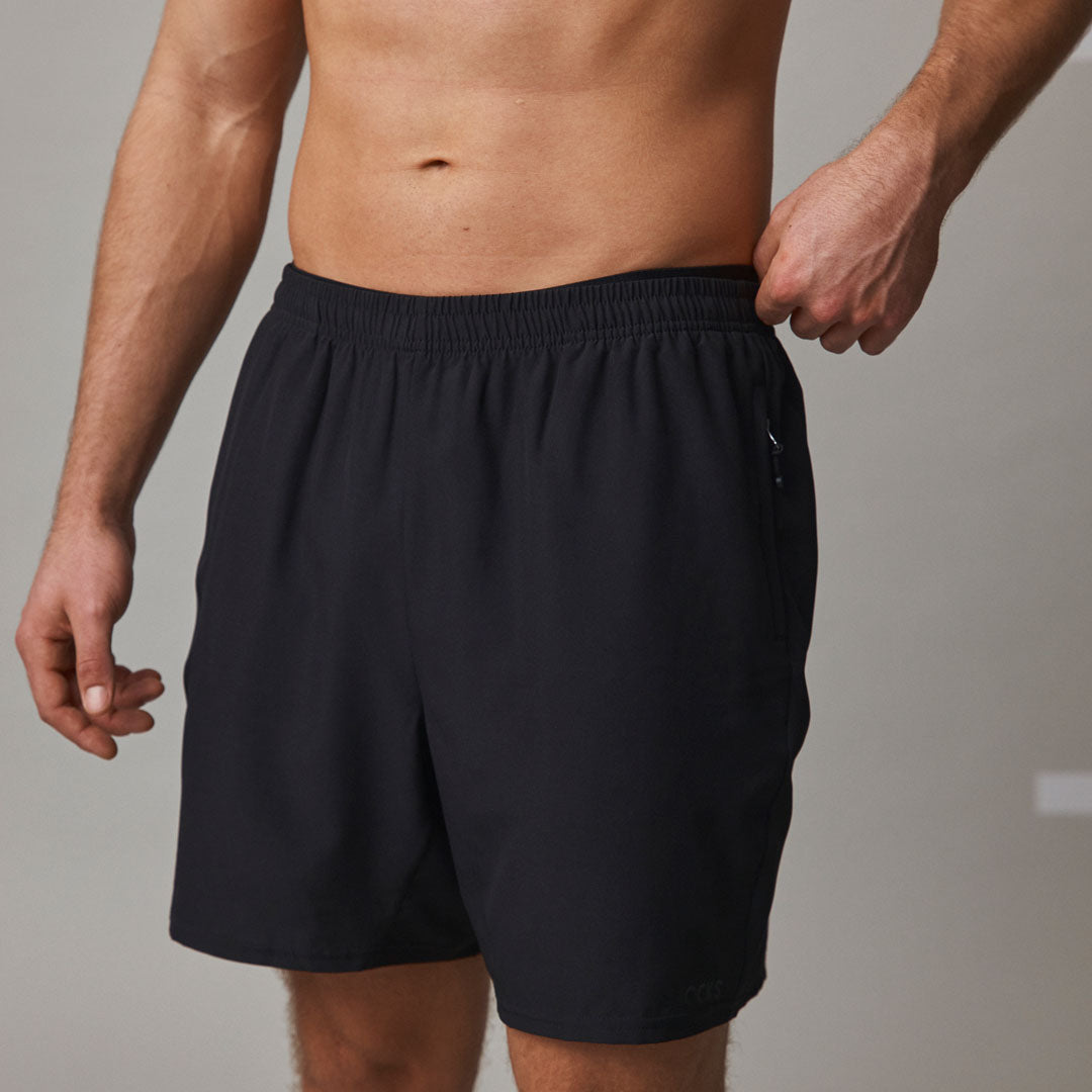 kurze-sporthose-herren-415qpt-1.jpg