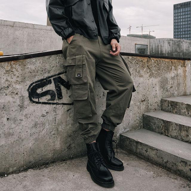 schwarze-cargohose-herren-965ofy-1.jpg